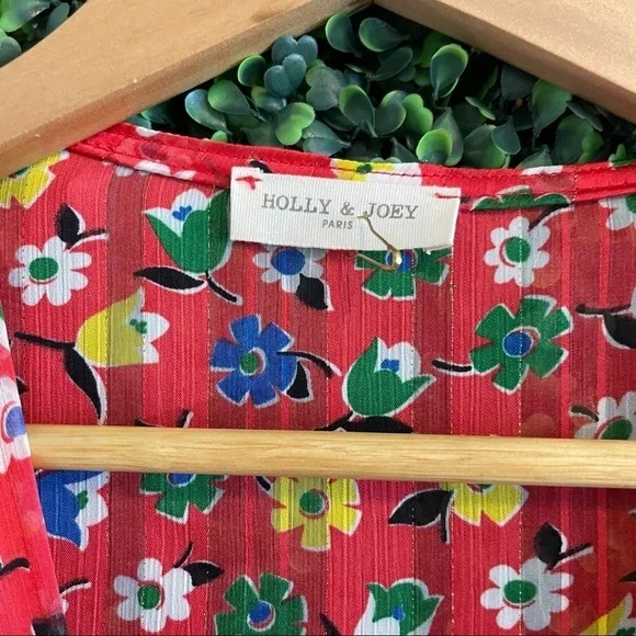 Holly & Joey Floral Red Dress - Picture 2 of 9